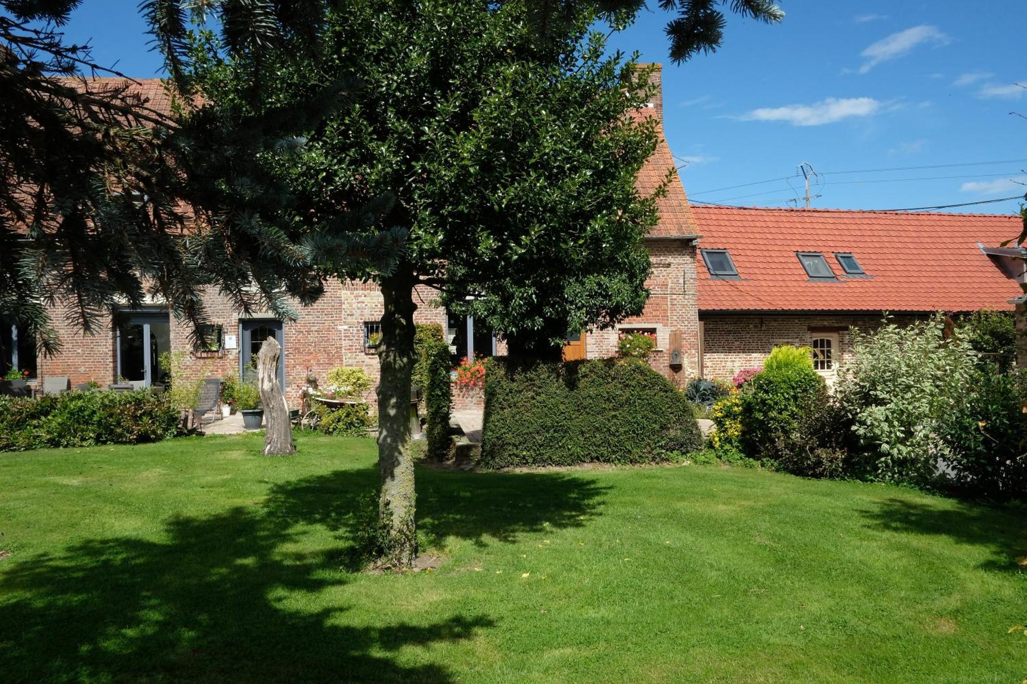 Les Charmilles Bed & Breakfast Hazebrouck Luaran gambar